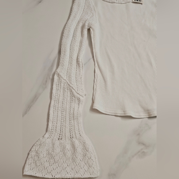 Cuffing Season Knit-Detail Flared-Cuff Top - Picture 7 of 9